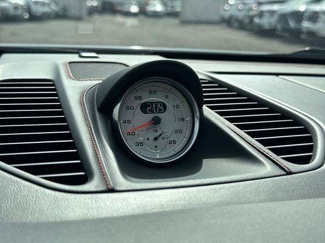 Used 2014 Porsche 911 Turbo S image 39