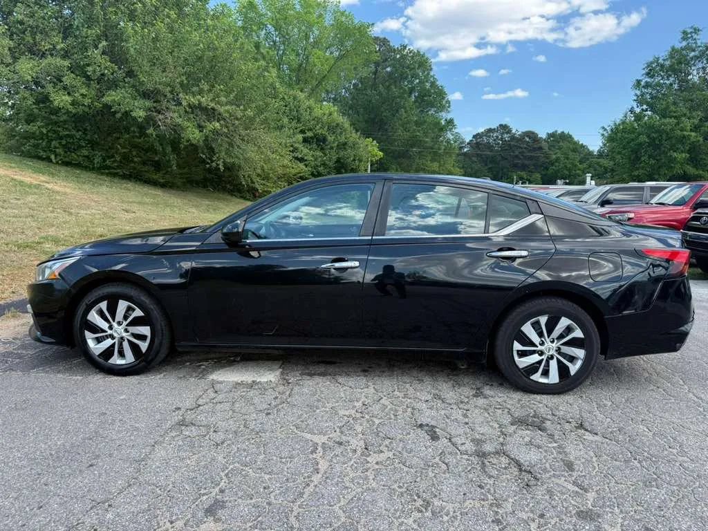 Used 2019 Nissan Altima 2.5 S FWD image 7