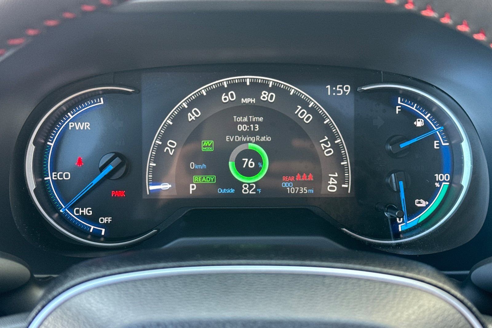 Used 2024 Toyota RAV4 SE w/ Weather & Moonroof Package image 24