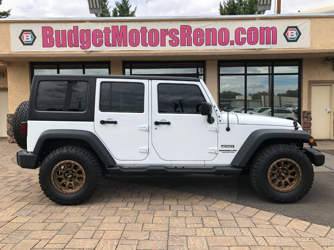 Used 2017 Jeep Wrangler Unlimited Sport w/ Quick Order Package 24S image 1