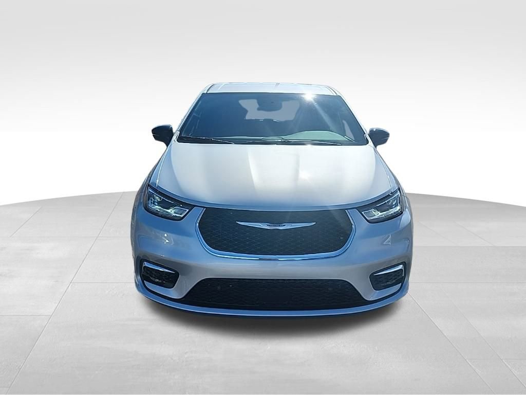 New 2026 Chrysler Pacifica Select image 14