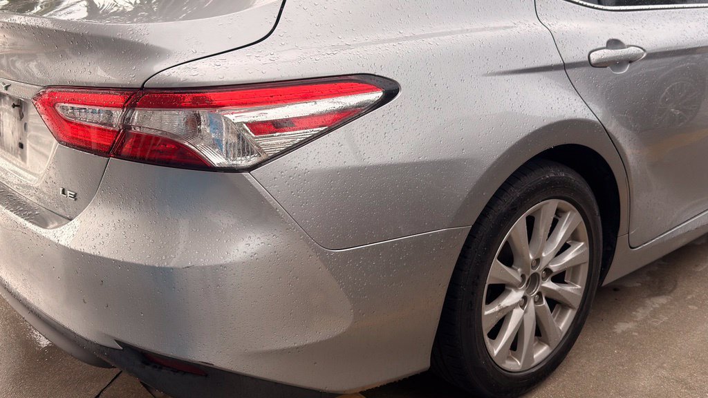 Used 2020 Toyota Camry LE FWD image 8