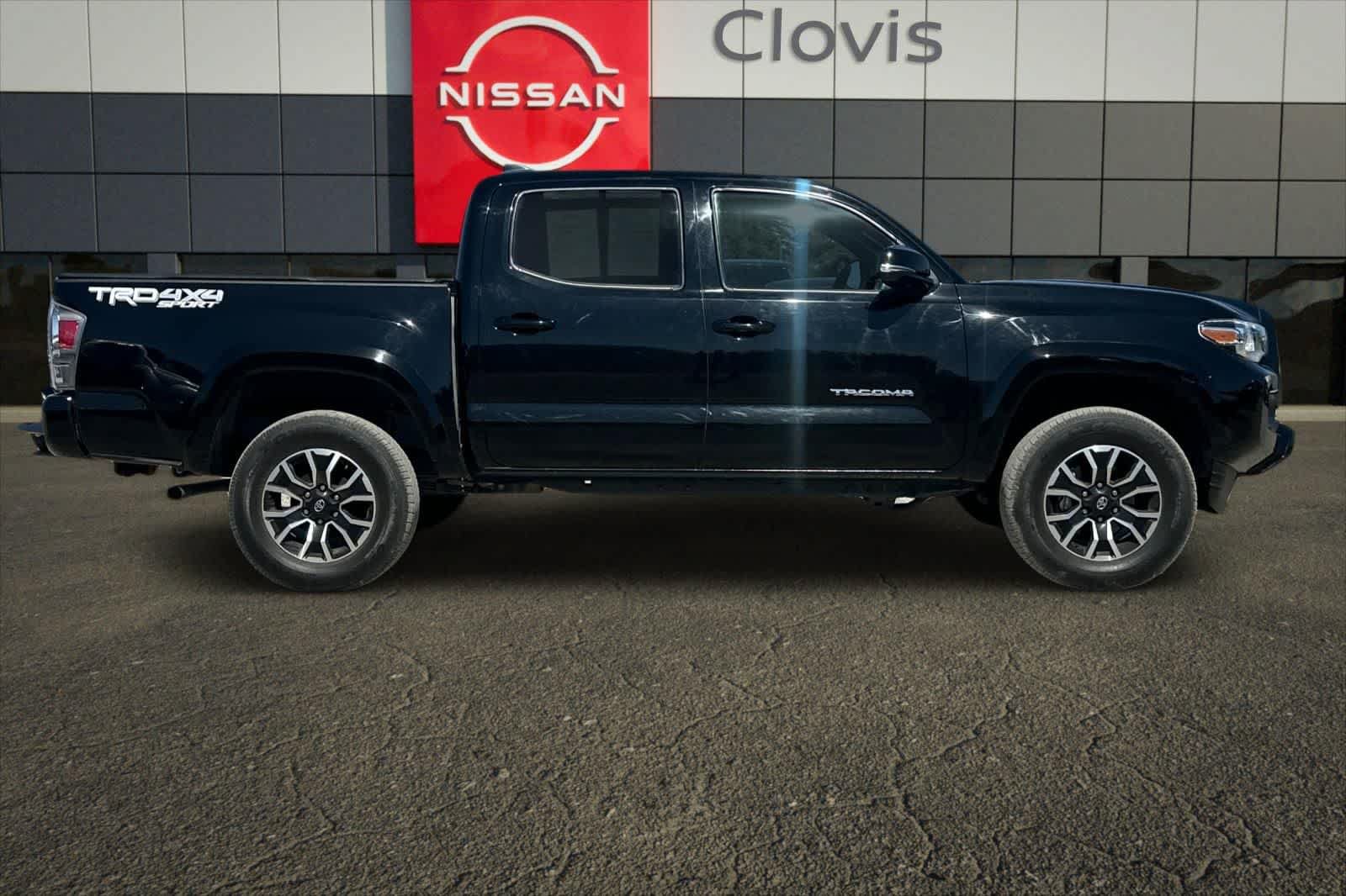 Used 2023 Toyota Tacoma TRD Sport w/ Advanced Technology Package AWD/4WD image 9