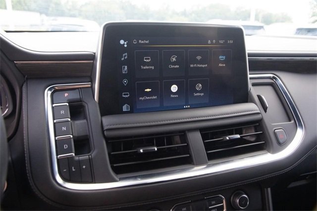 Used 2024 Chevrolet Tahoe Z71 w/ Luxury Package image 20
