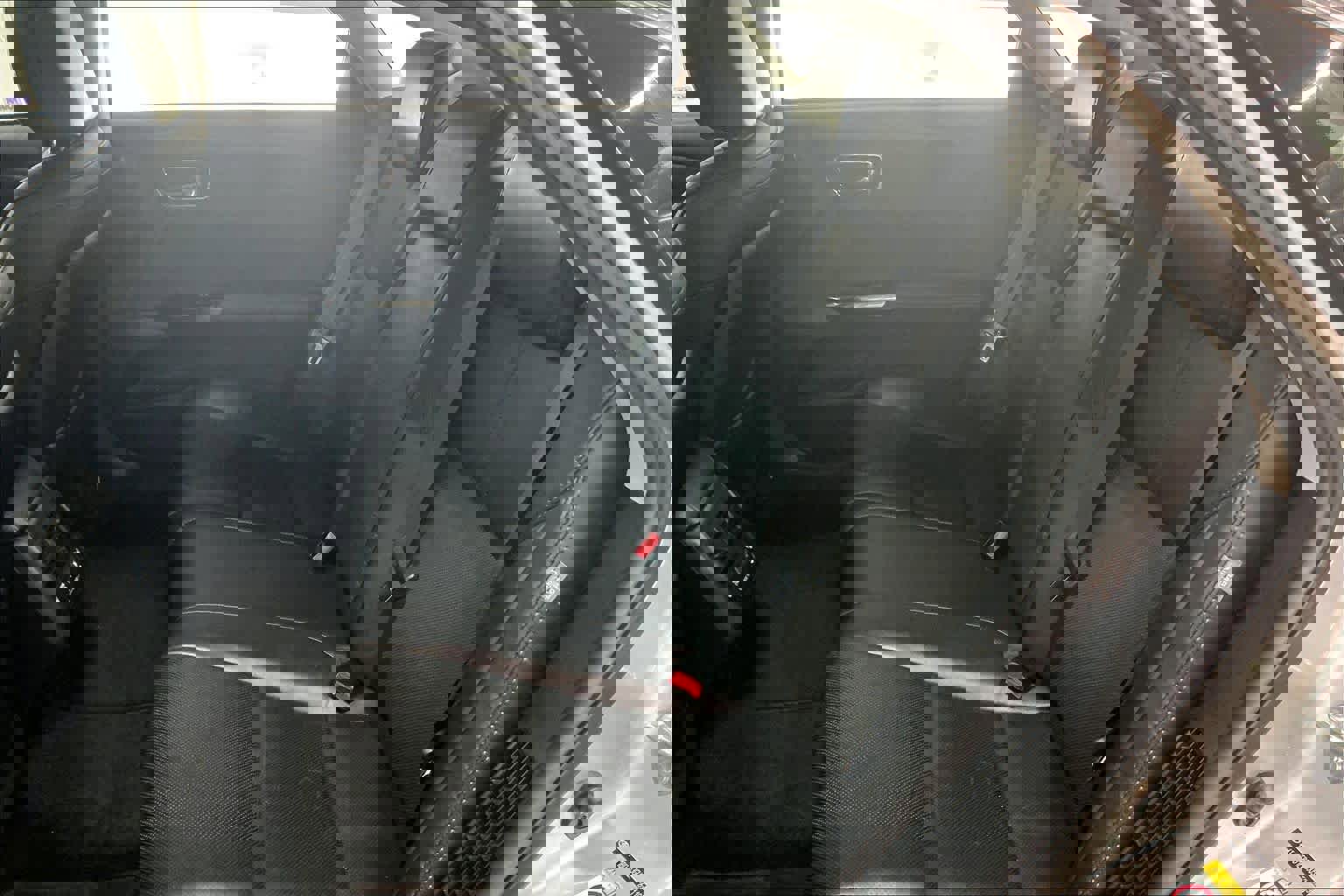 Used 2016 Toyota Avalon Limited w/ Toyota Safety Sense Package image 29