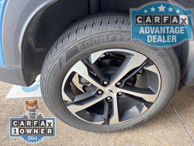 Used 2024 Chevrolet Trax RS w/ Sunroof Package FWD image 8