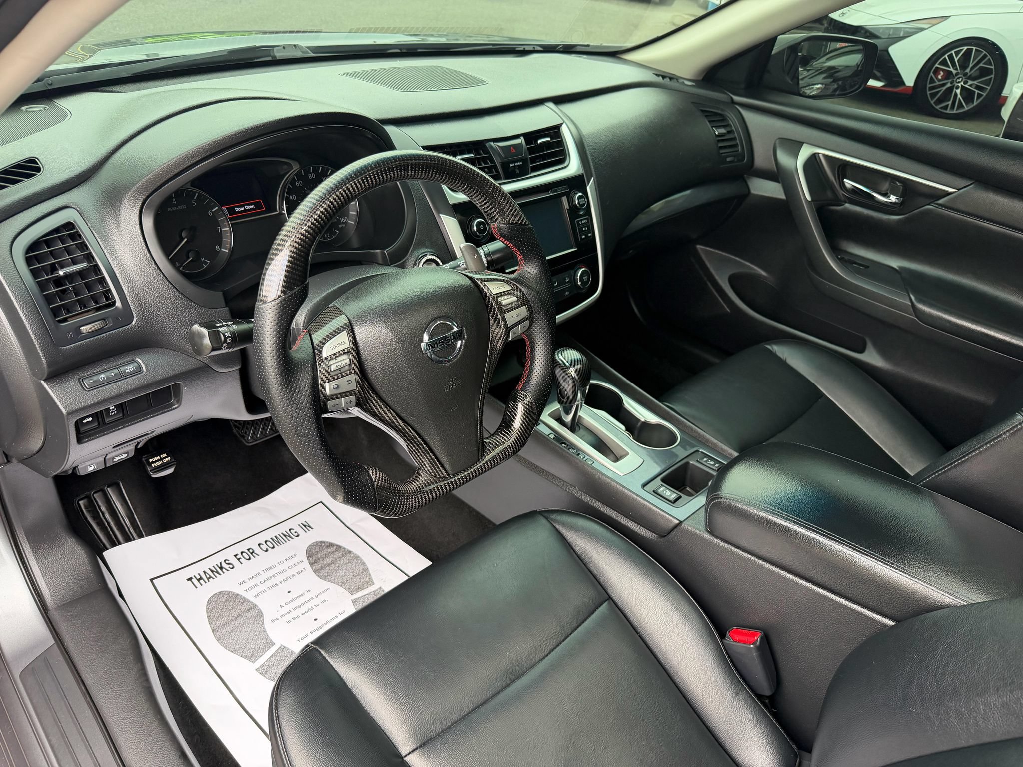 Used 2018 Nissan Altima 2.5 SR w/ SR Midnight Edition FWD image 5