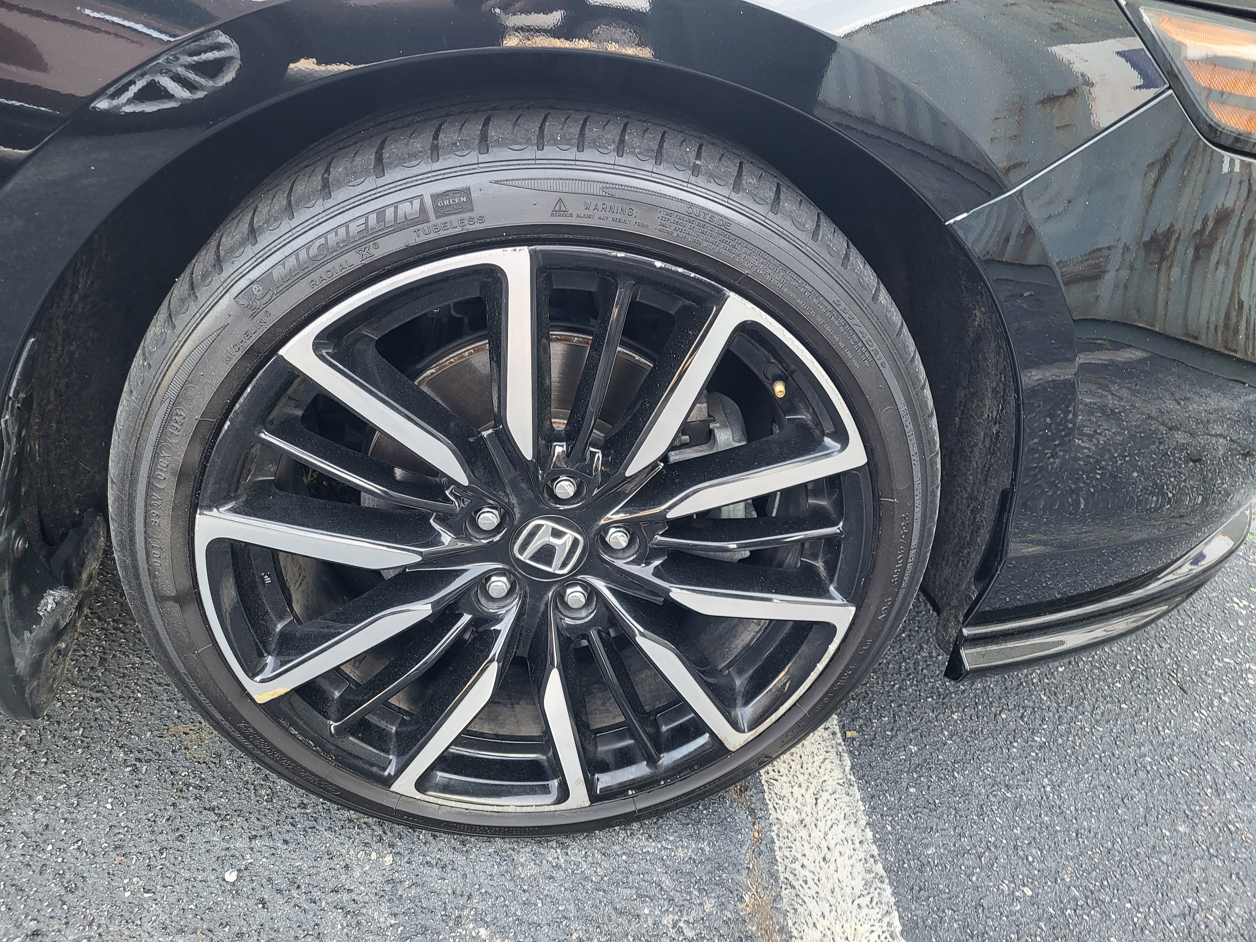 Used 2023 Honda Accord Touring image 7