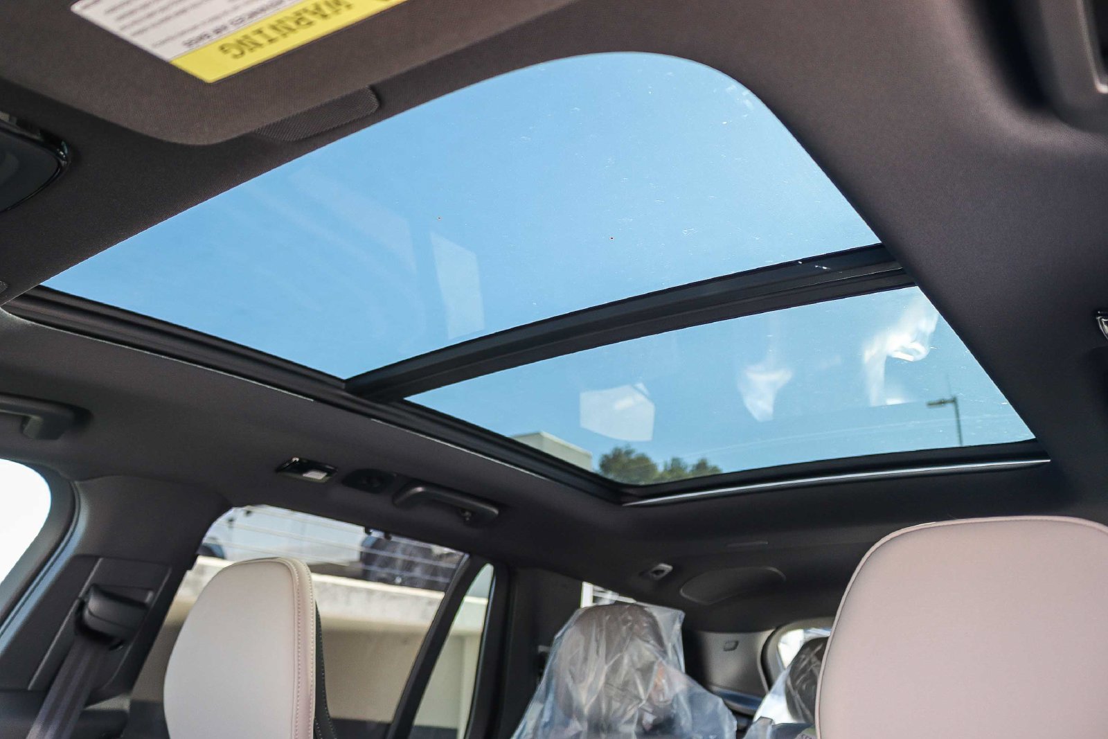 New 2027 Volvo XC90 B6 Plus AWD/4WD image 18