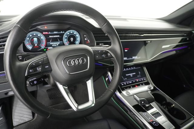 Used 2021 Audi Q8 Prestige w/ Prestige Package image 27