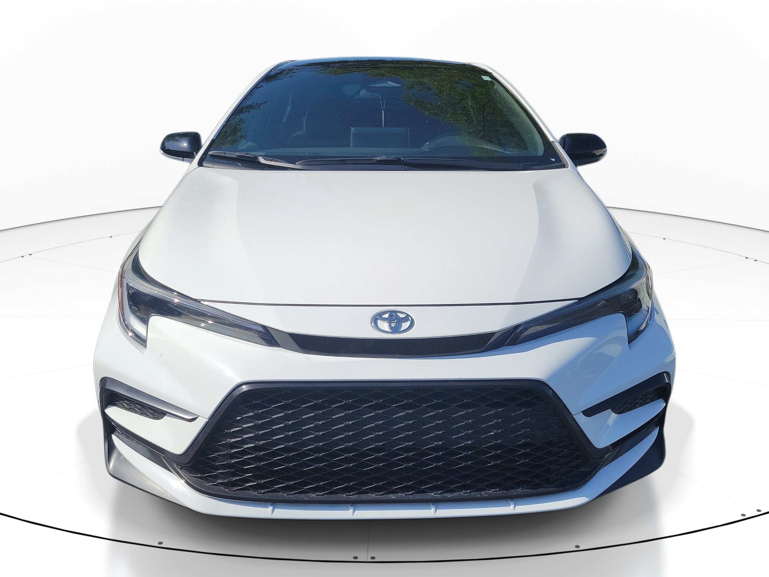 Used 2025 Toyota Corolla FX w/ Convenience Package FWD image 2