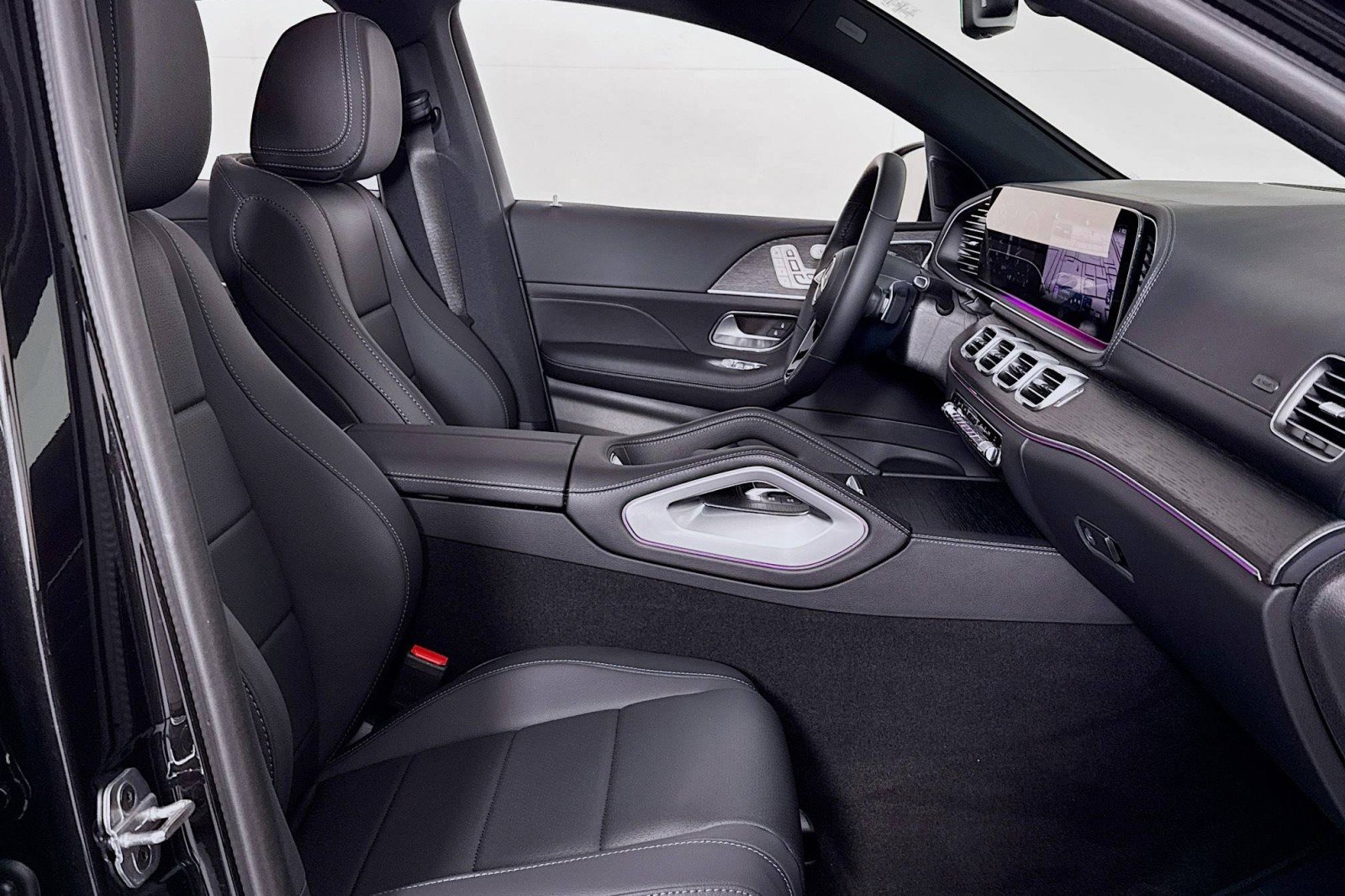 New 2026 Mercedes-Benz GLE 450 4MATIC Coupe image 6