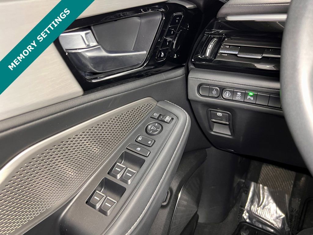 Used 2024 Acura MDX SH-AWD image 7