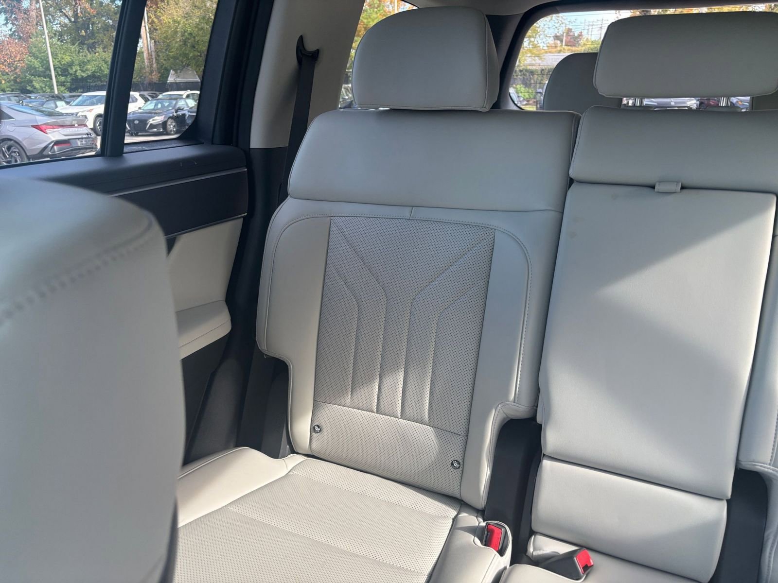 Used 2025 Hyundai Santa Fe SEL image 37