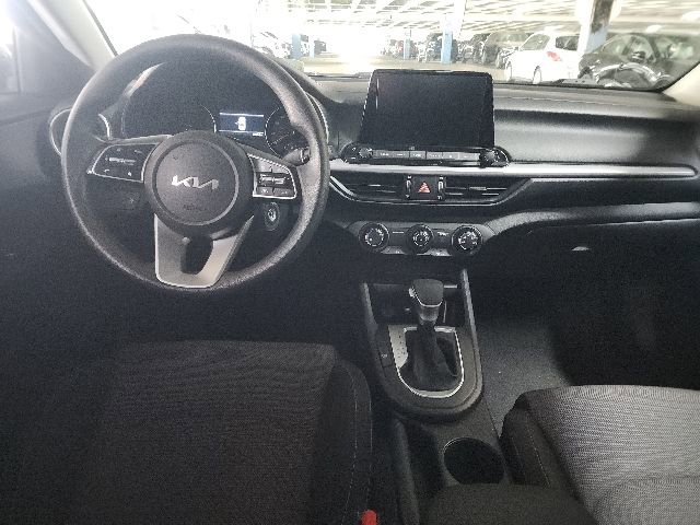 Certified 2023 Kia Forte LXS FWD image 6
