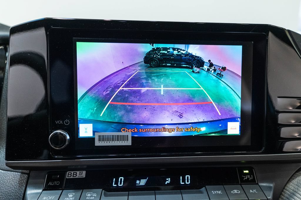 Used 2026 Toyota Camry SE w/ Convenience Package FWD image 30