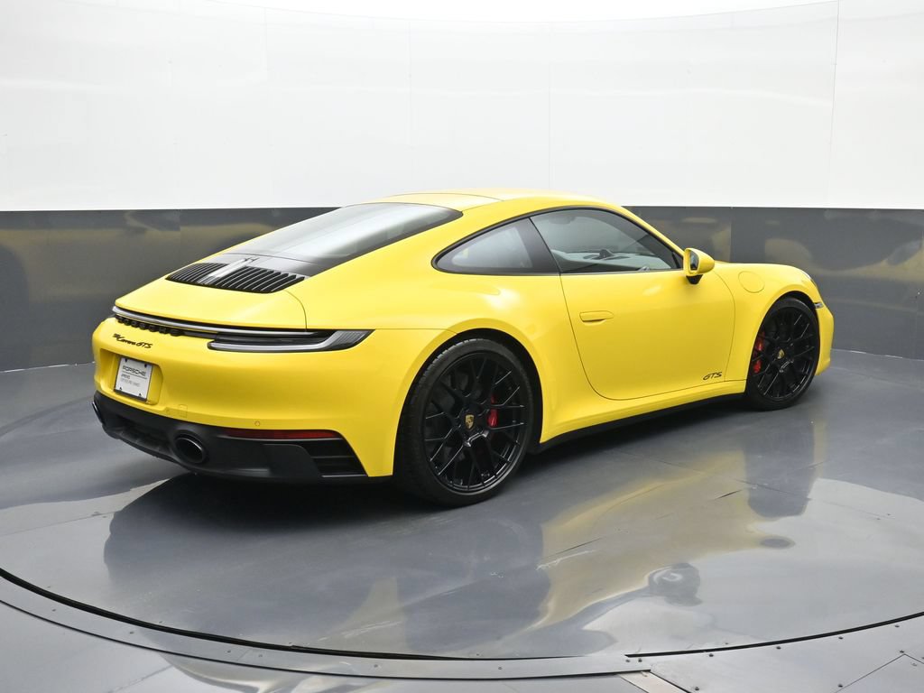 Certified 2024 Porsche 911 Carrera GTS RWD image 18