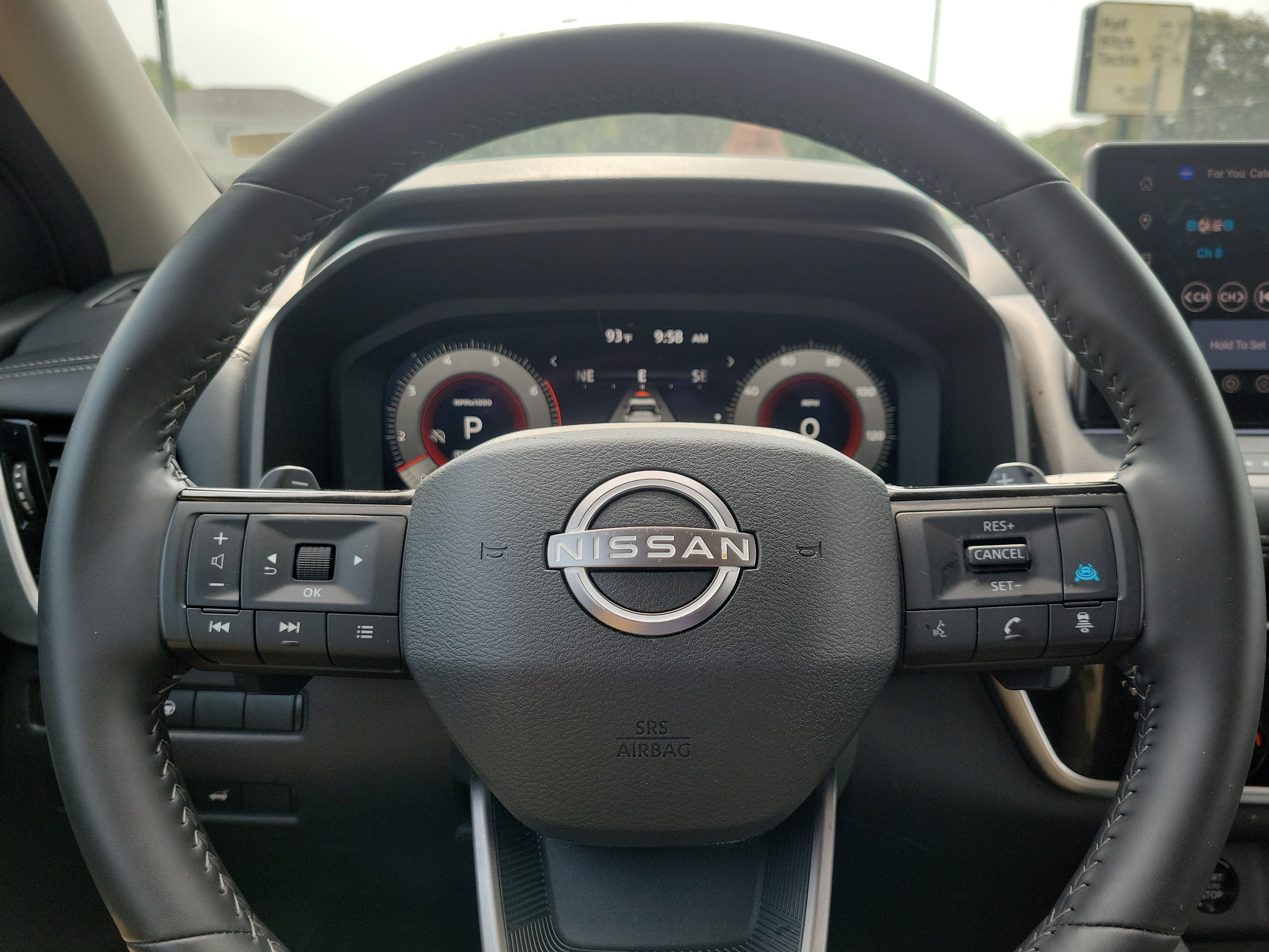 Used 2026 Nissan Rogue SL FWD image 15