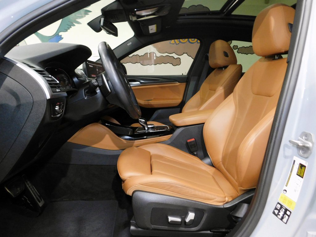 Used 2023 BMW X4 xDrive30i image 28