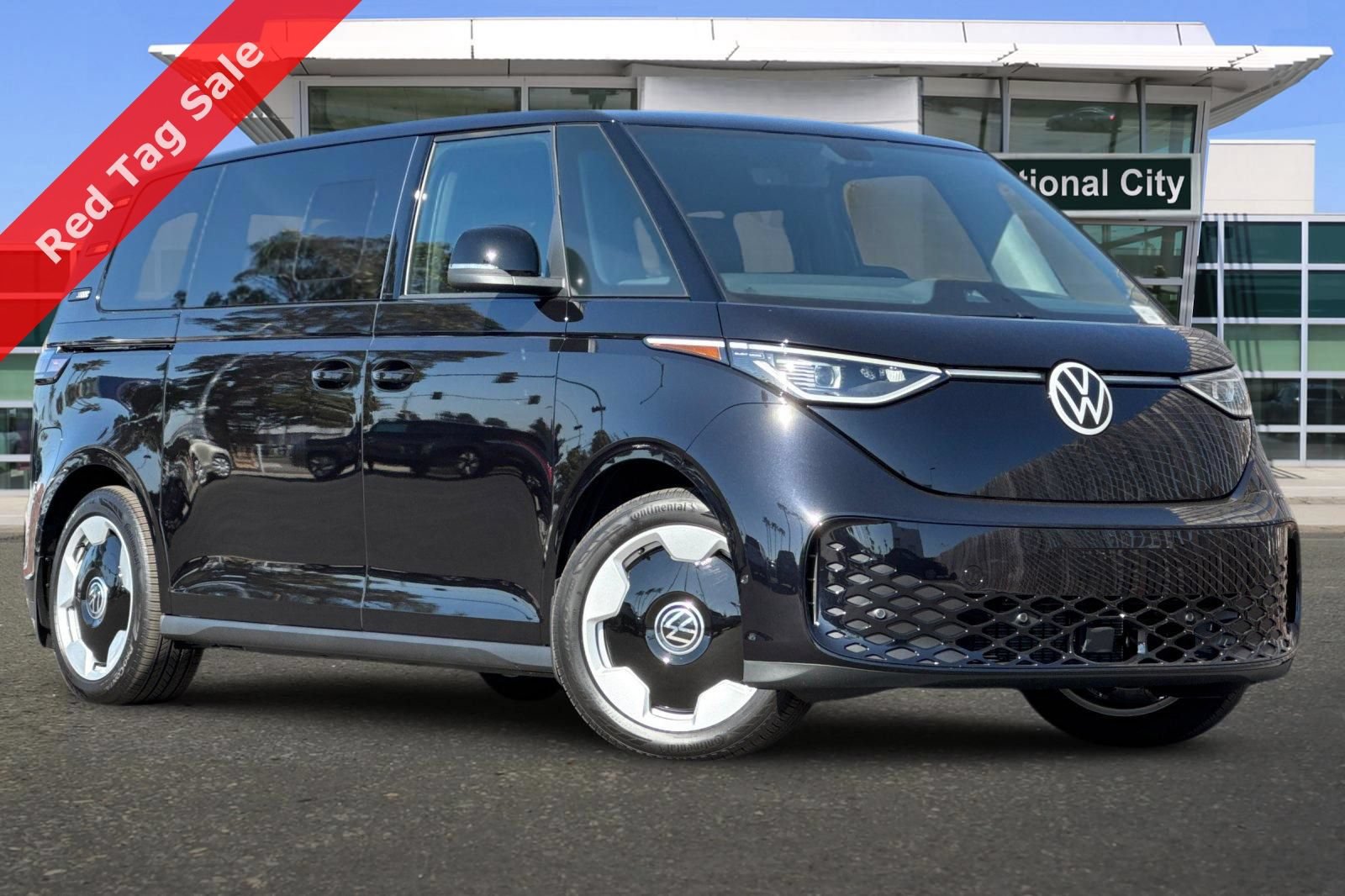 New 2025 Volkswagen ID. Buzz Pro S Plus RWD image 2