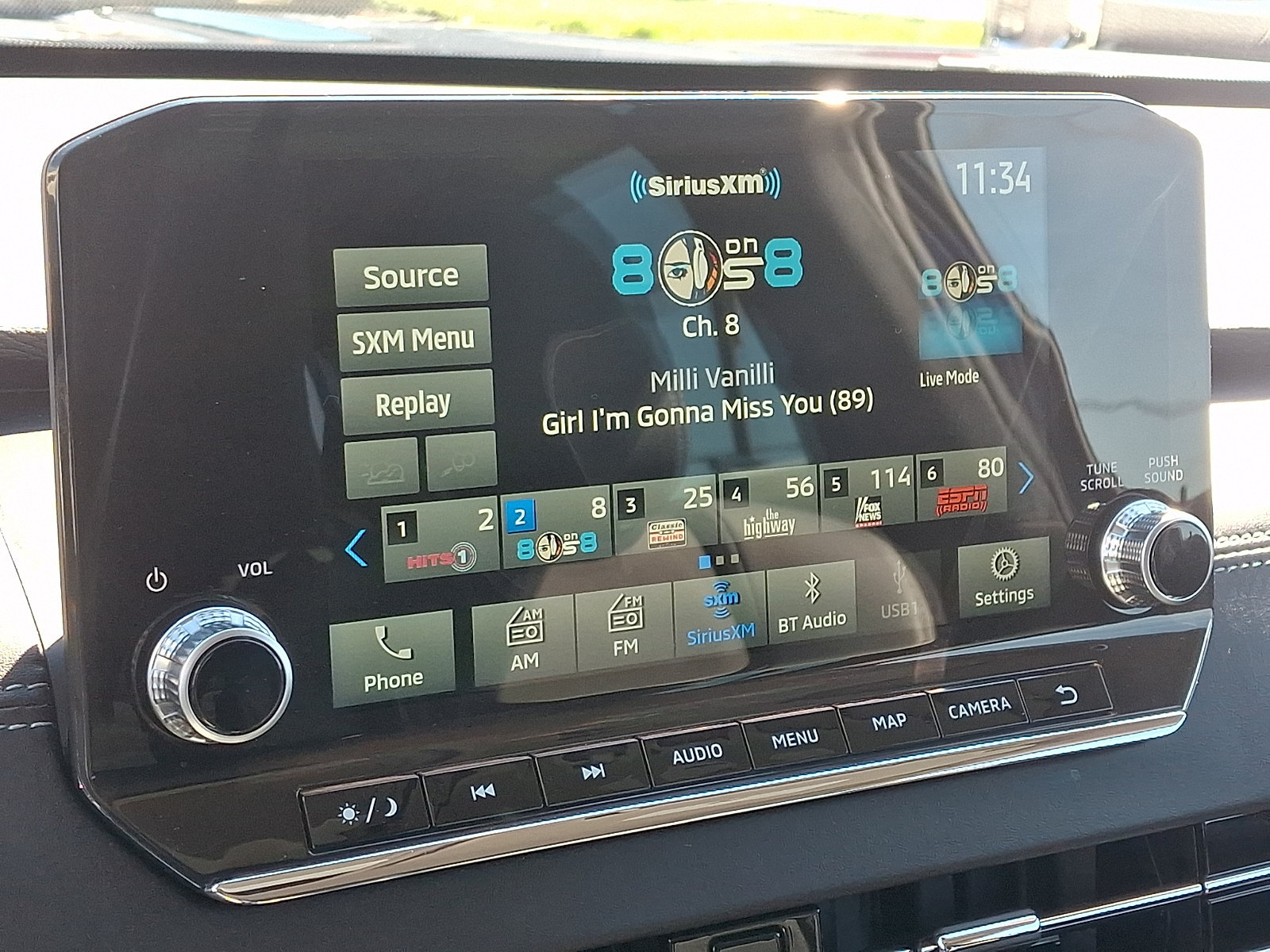 Used 2023 Mitsubishi Outlander SE AWD/4WD image 18