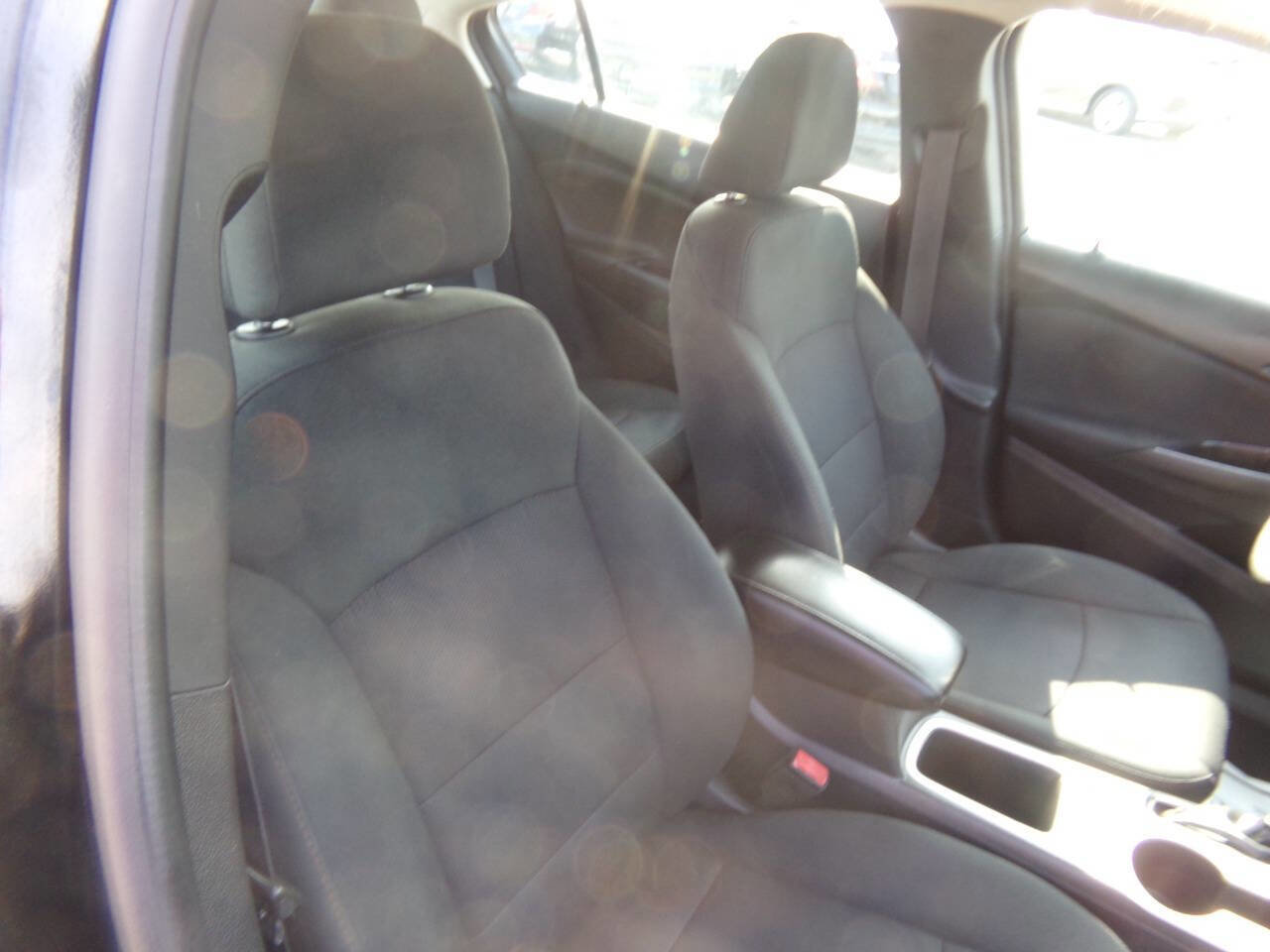 Used 2017 Chevrolet Cruze LS image 26