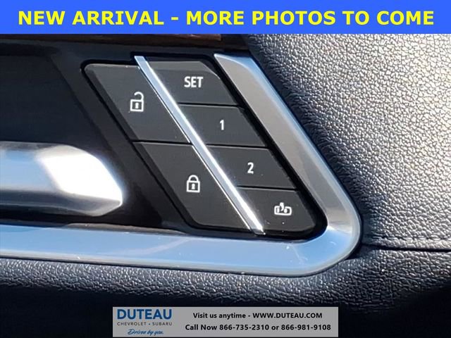 Used 2023 Chevrolet Silverado 1500 High Country w/ Technology Package image 14