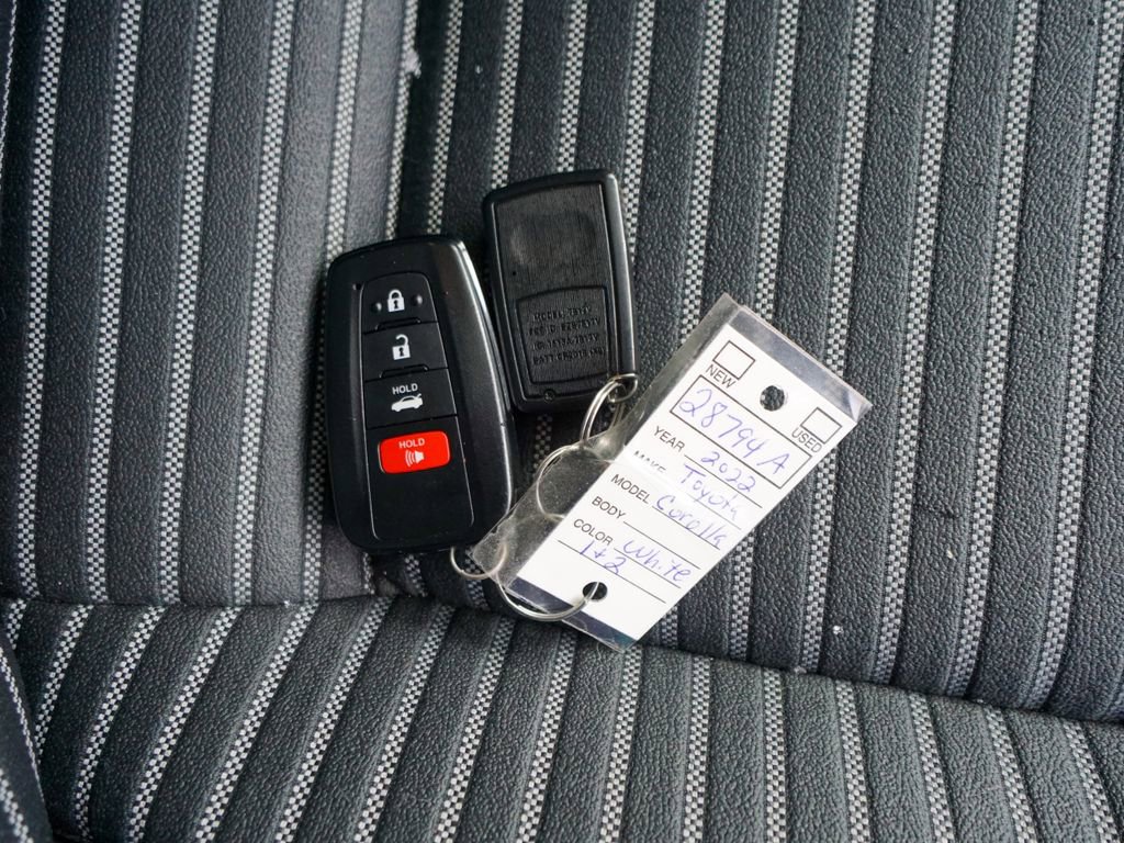 Used 2022 Toyota Corolla XSE image 32