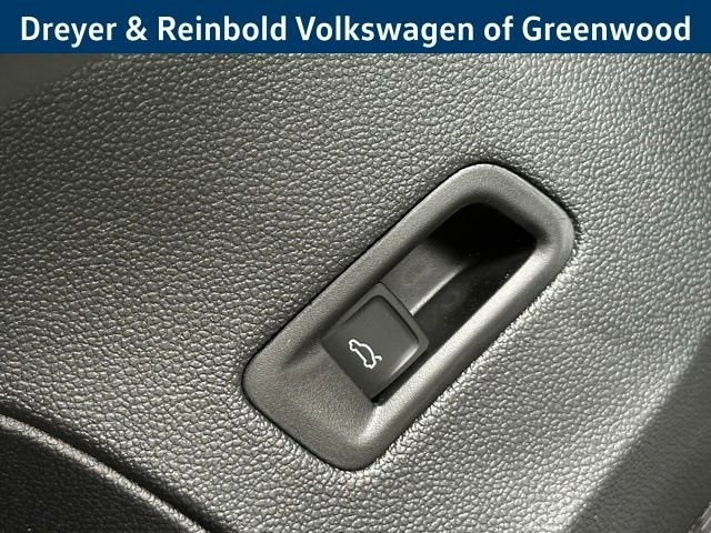 New 2026 Volkswagen Atlas Cross Sport SEL R-Line image 23