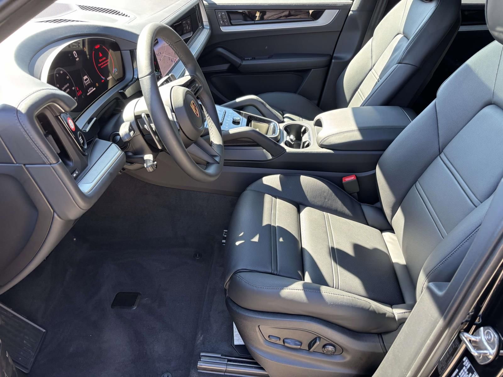 New 2026 Porsche Cayenne image 17