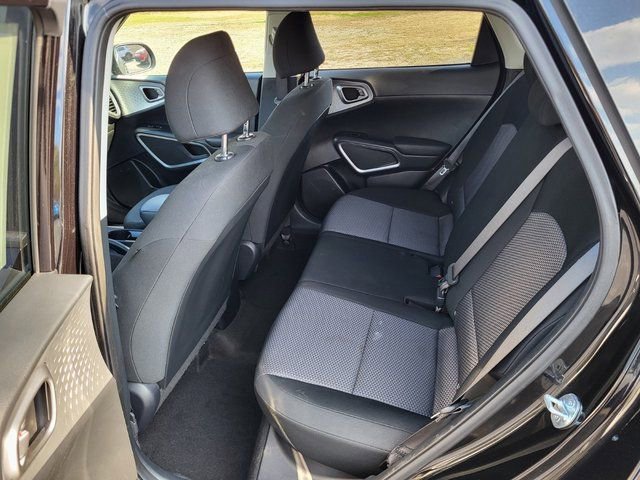 Used 2024 Kia Soul LX w/ Option Group 015 image 14