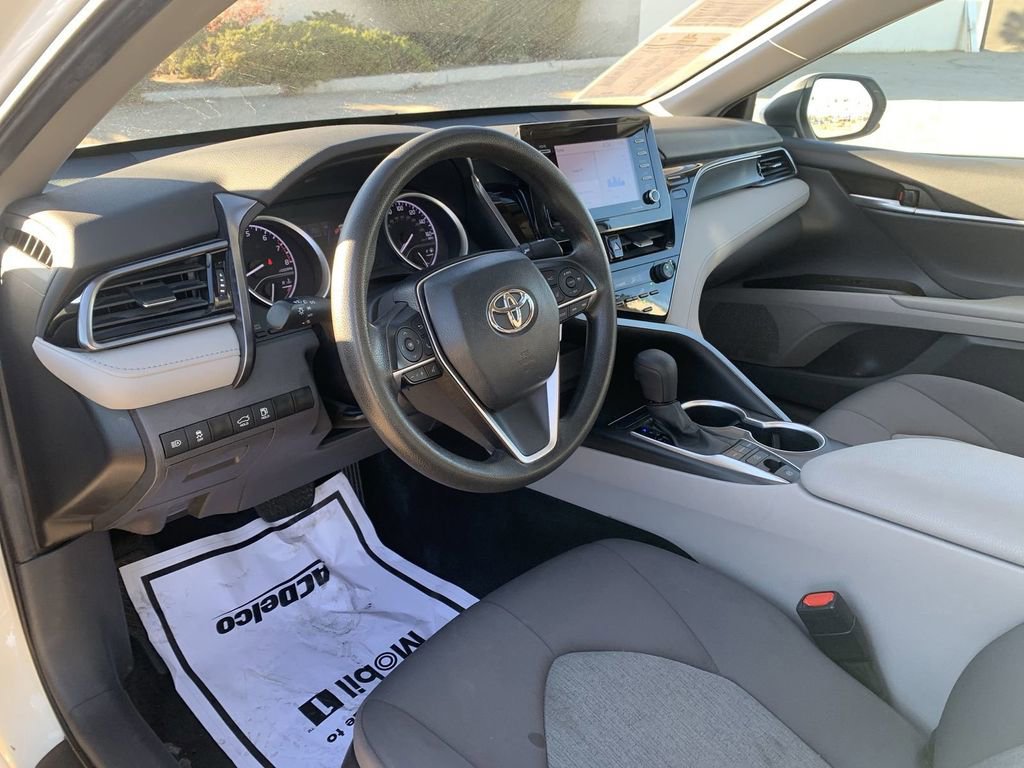 Used 2023 Toyota Camry LE image 7
