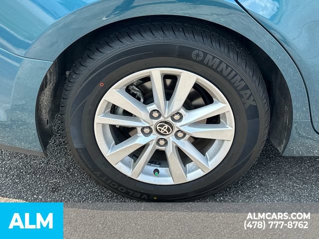 Used 2025 Toyota Camry LE FWD image 20