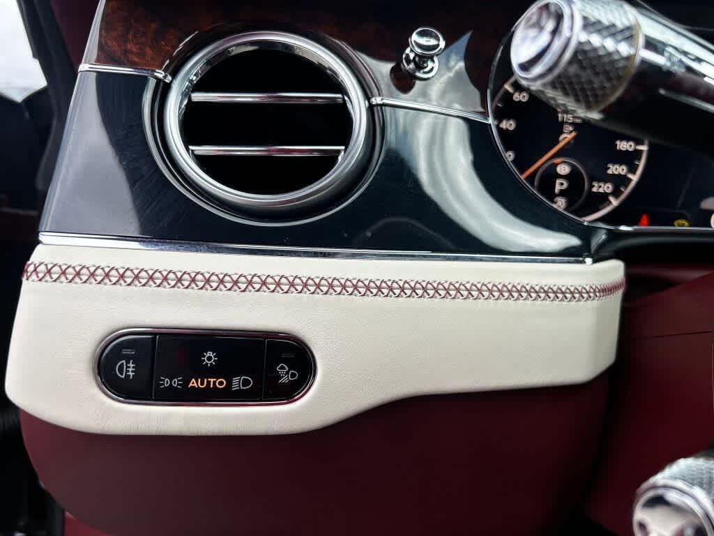 Used 2021 Bentley Continental GT image 13
