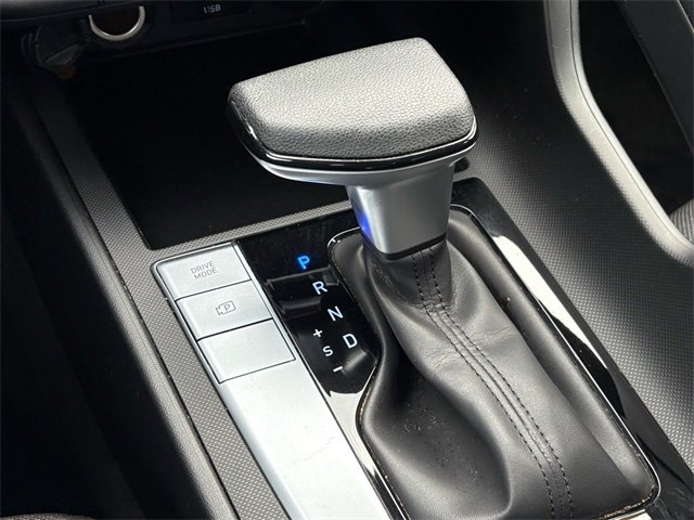 Used 2025 Hyundai Elantra SE image 21