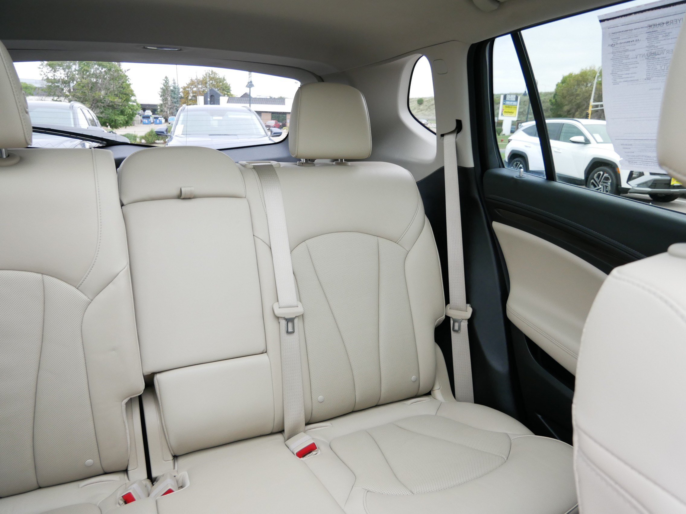 Used 2020 Buick Envision Premium w/ LPO, Cargo Package AWD/4WD image 14