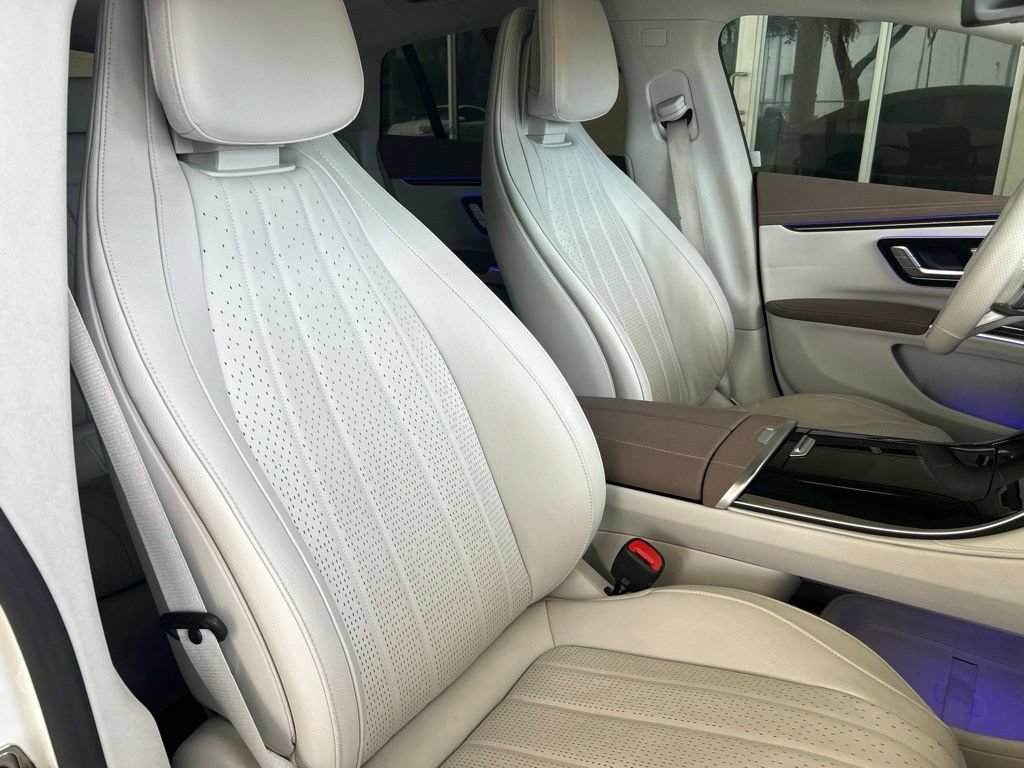 Used 2022 Mercedes-Benz EQS 450+ Sedan w/ Exclusive Trim Package image 23