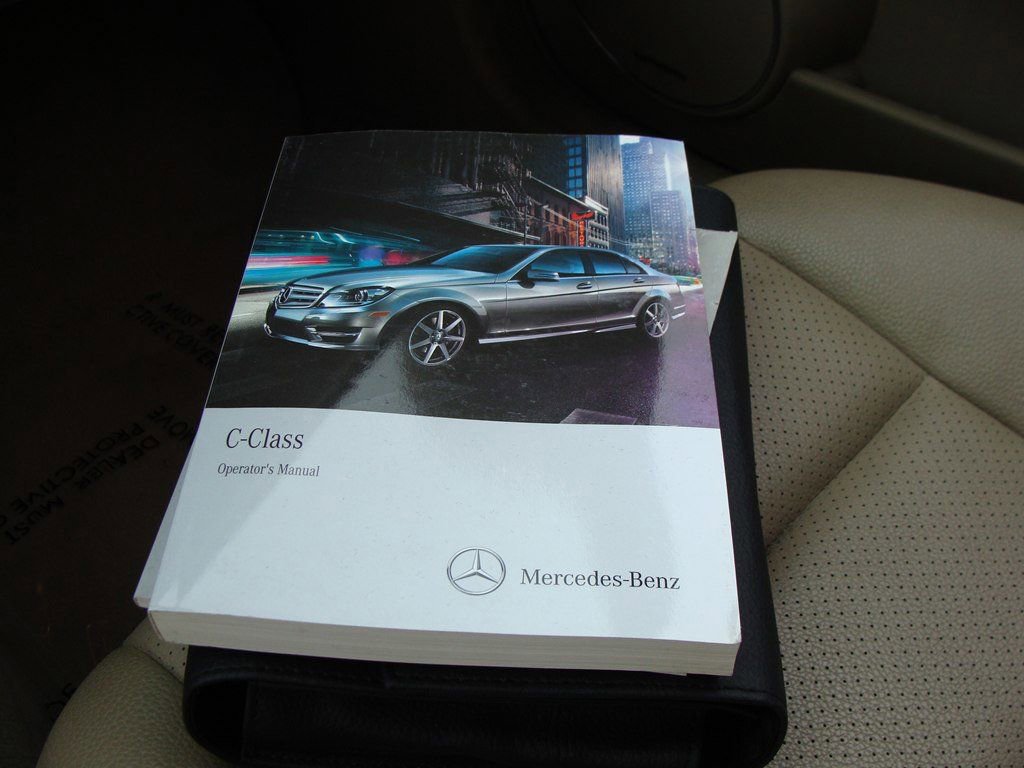 Used 2014 Mercedes-Benz C 300 4MATIC Sedan image 34