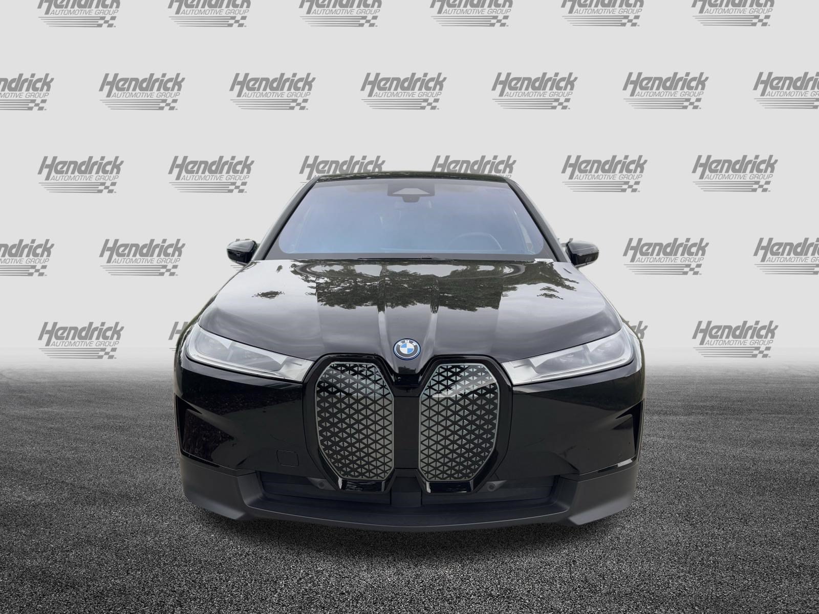 Certified 2023 BMW iX xDrive50 AWD/4WD image 3