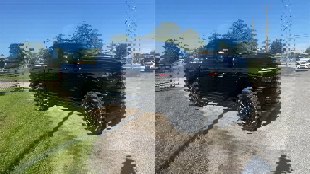 New 2025 RAM 2500 Limited image 2