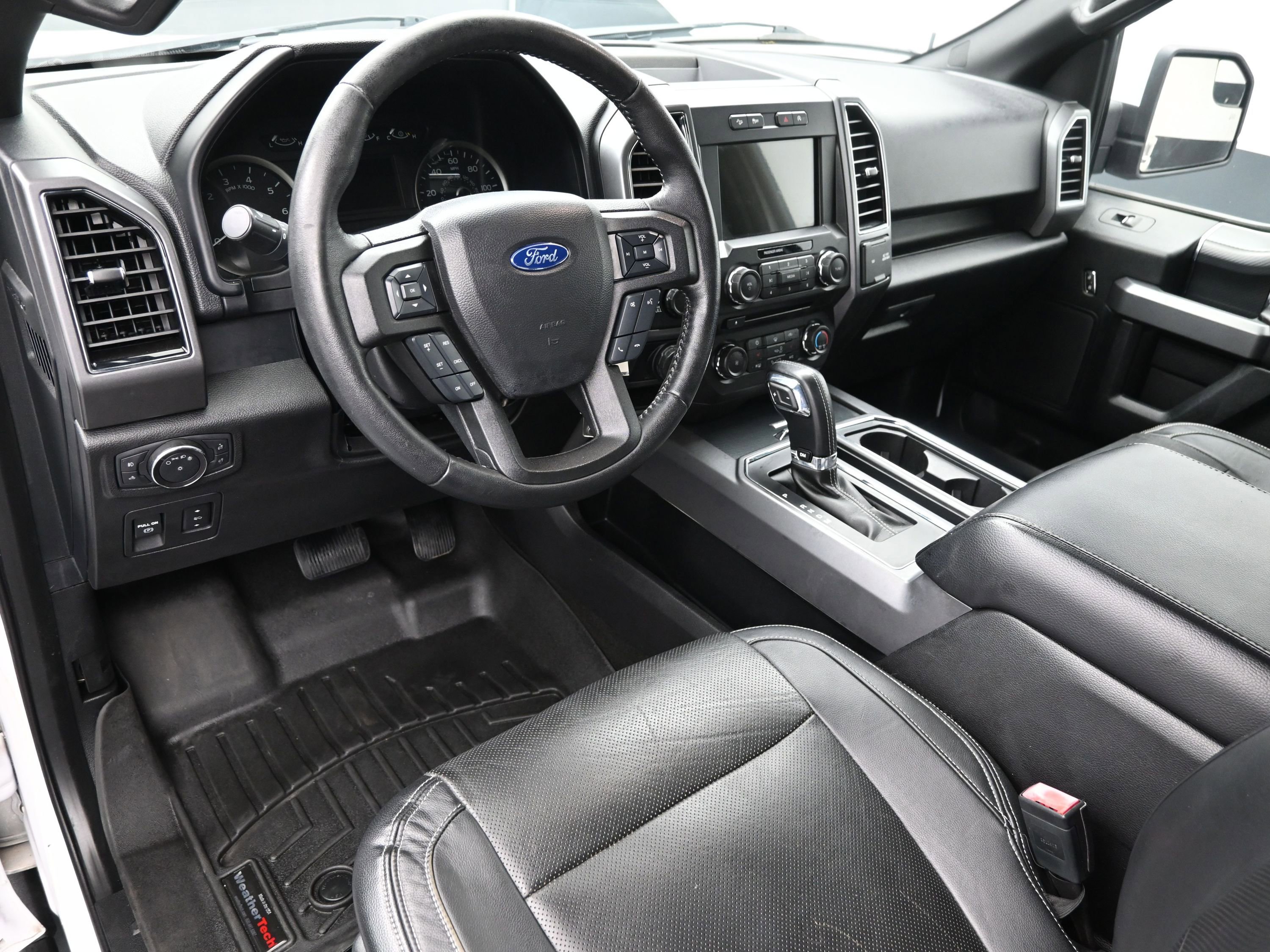 Used 2018 Ford F150 XLT w/ Equipment Group 302A Luxury image 22