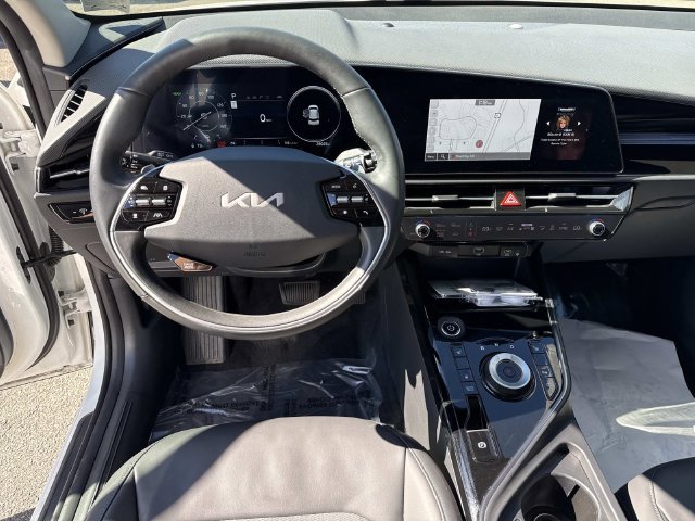 Used 2023 Kia Niro Wind w/ Wind Preserve Package FWD image 17