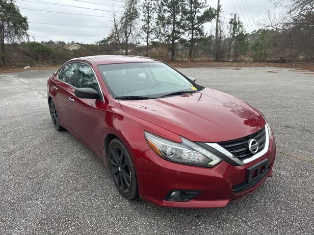 Used 2017 Nissan Altima 2.5 SR w/ Midnight Edition Package image 4