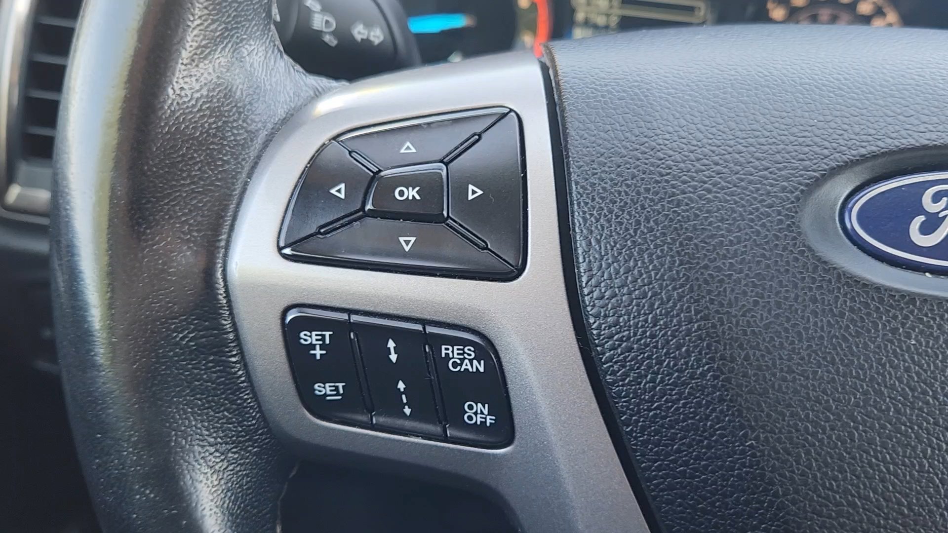 Used 2023 Ford Ranger XLT w/ Equipment Group 302A High AWD/4WD image 14
