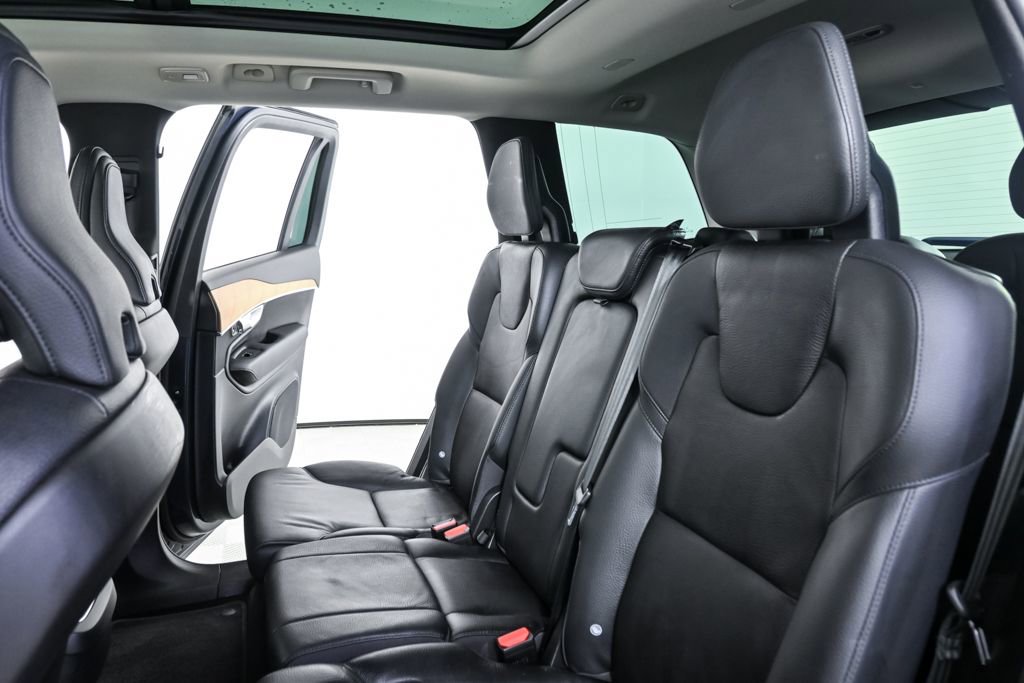 Certified 2023 Volvo XC90 B5 Plus image 22