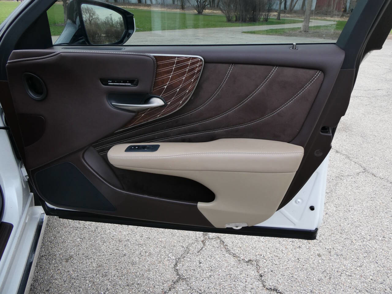 Used 2018 Lexus LS 500 AWD w/ Interior Upgrade Package image 30