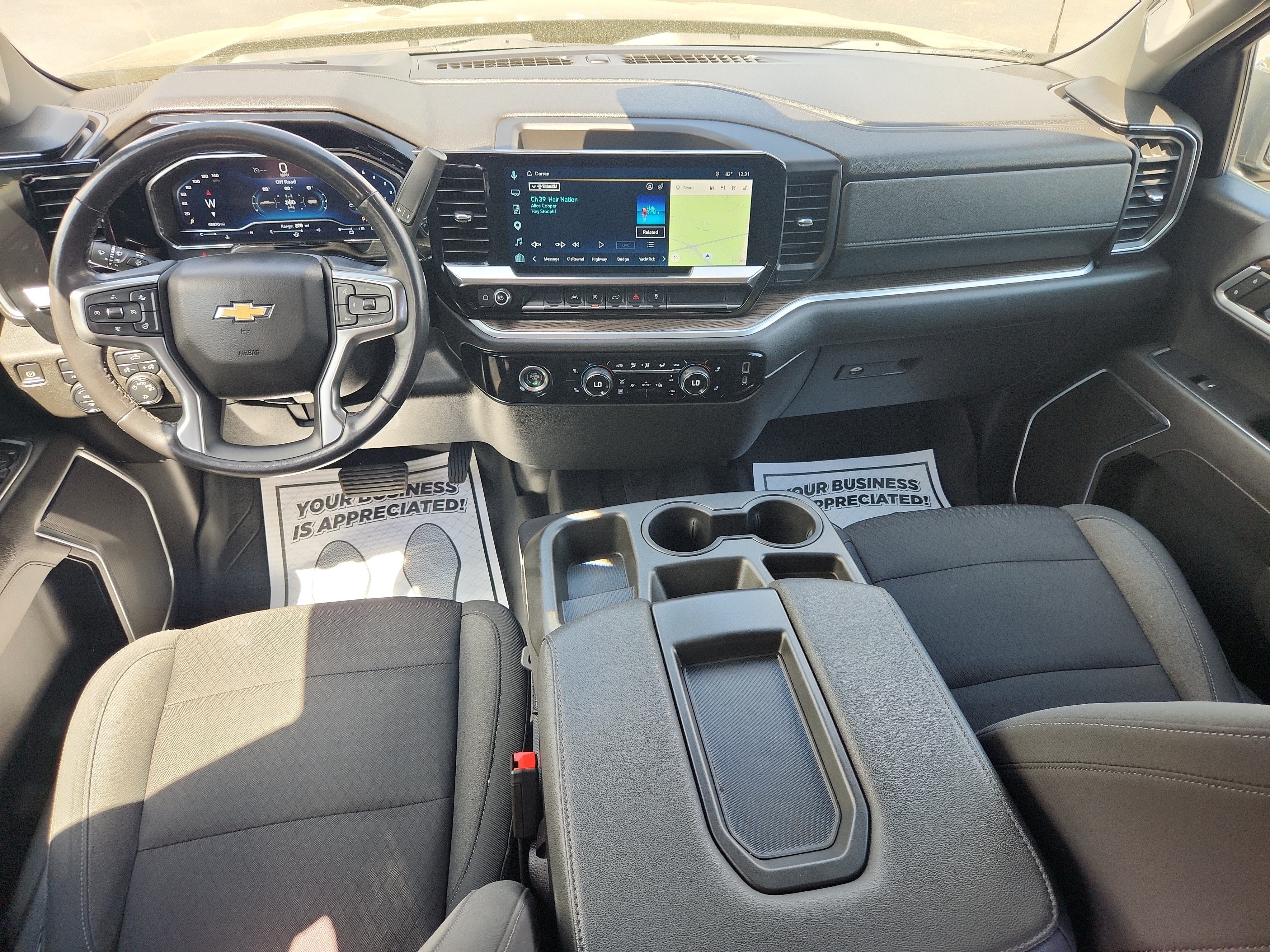 Used 2022 Chevrolet Silverado 1500 LT AWD/4WD image 36