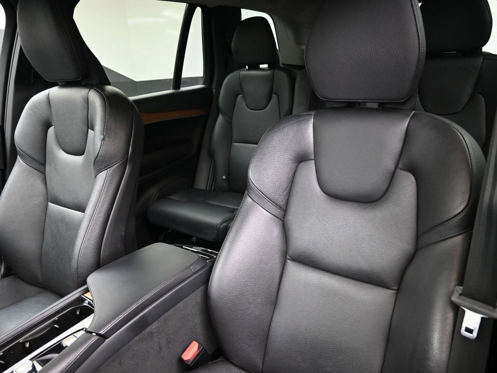 Certified 2023 Volvo XC90 B6 Plus w/ Protection Package Premier image 23