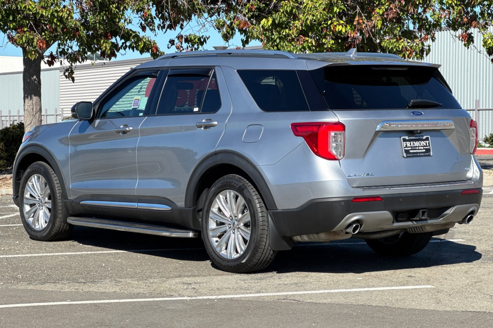 Used 2020 Ford Explorer Limited w/ Class III Trailer Tow Package image 5