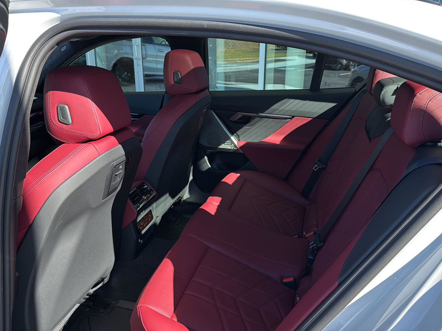 New 2026 BMW 530i w/ M Sport Package image 9